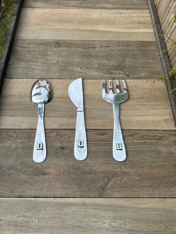 Grote decoratieve bestekset (lepel, mes, vork)
