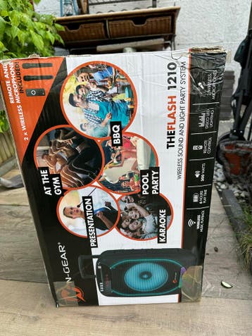 N-Gear The Flash 1210 Party Speaker - Laadt niet op