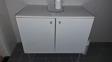 Badkamerkastje