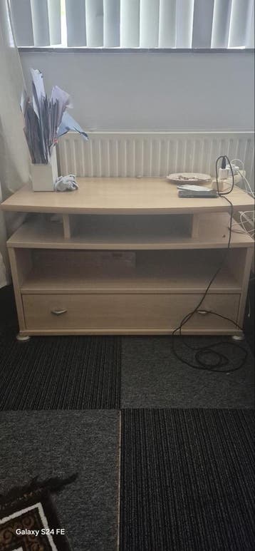 Houten TV-meubel met lade en open vakken