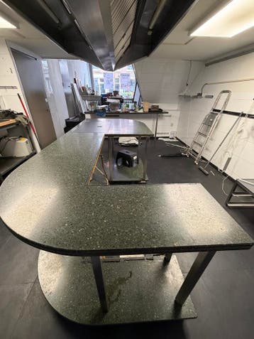 Robuuste Barinrichting met Granieten Blad