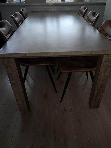 Zo goed als nieuwe eettafel 100x220 cm - gratis ophalen