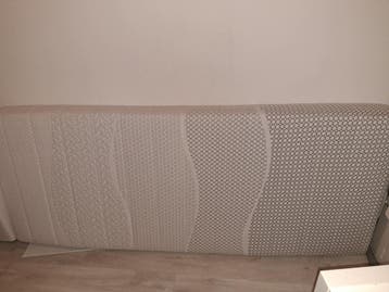Stevig matras 80x200 van Bosma Bedden, zo goed als nieuw