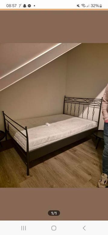 Tweepersoonsbed met metalen frame en matras GRATIS 11-5