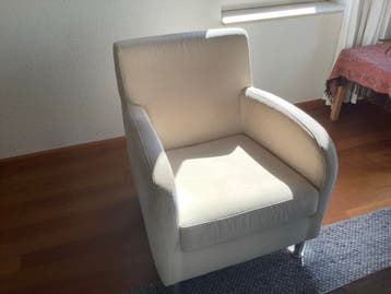 Comfortabele crèmekleurige fauteuil Alcantara