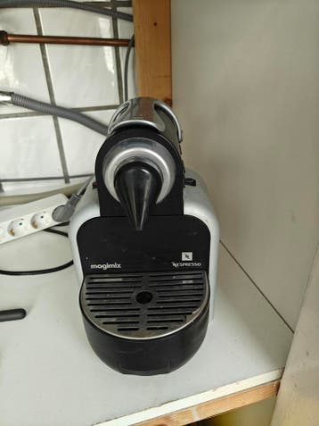Gratis gebruikte Nespresso machine