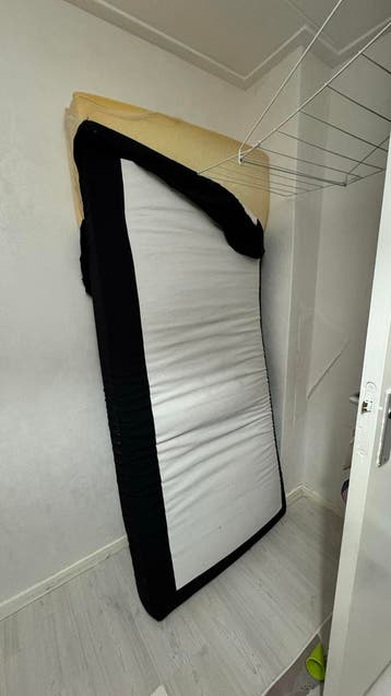 Gratis pocketvering matras 90x180 (rits defect)