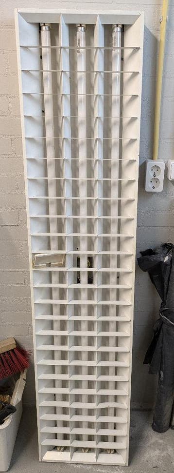 Plafond lichtbak met 3 tl buizen