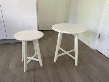 Gratis witte IKEA-bijzettafels