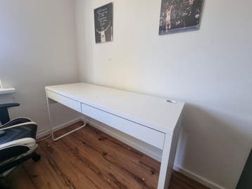 Ikea bureau (gratis)