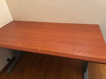 Stevig bureau