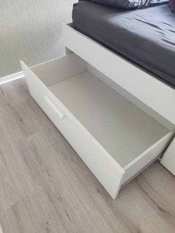 Ikea brimnes 4 witte lades zonder bed
