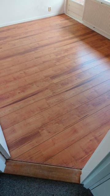 Gratis af te halen: Kliklaminaat (ca. 10 m²)