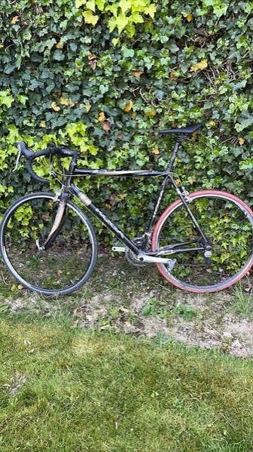 Gratis racefiets gezocht voor decoratie in Heeswijk-Dinther