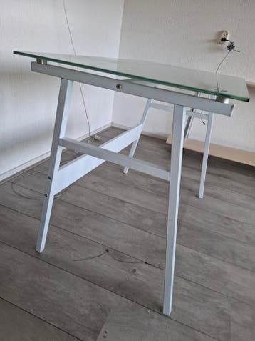 Glazen bureau/eettafel met wit metalen onderstel