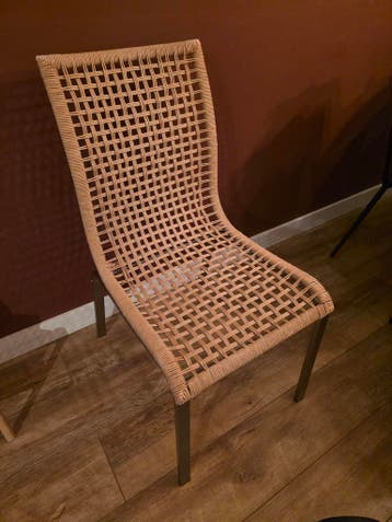4 mooie stoelen rotan.