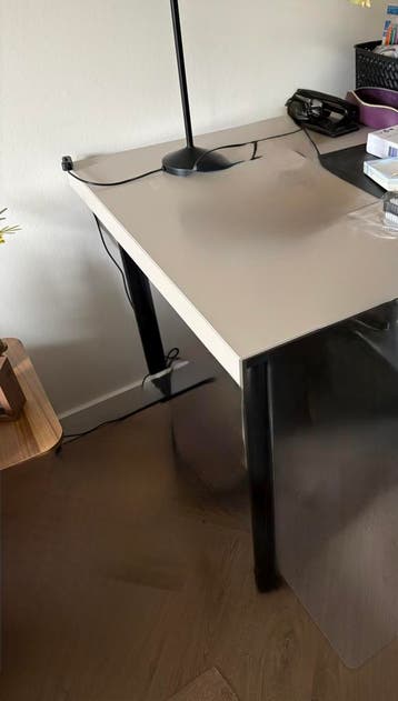 Gratis bureau werktafel knutseltafel