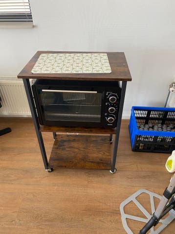 Gratis karrtjes, kastje, side table