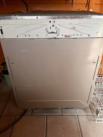 Miele inbouw vaatwasser (goed voor onderdelen)