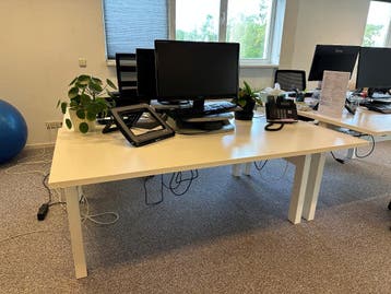 Dubbel bureau wit
