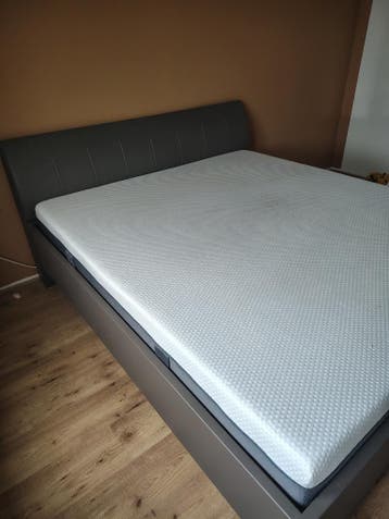 Luxe slapen! Bed + Emma matras 180x200