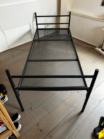 Metalen bed frame
