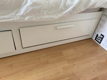 Gratis IKEA BRIMNES bedbank met 2 lades - Wit