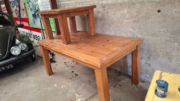 Mooie houten tafels - Bieden