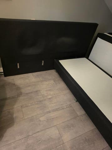 Boxspring bodem (2x) + hoofdbord 180x200 cm (excl. matras)