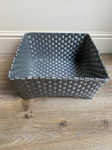 Grijze mand 29 x 29 cm