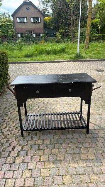 Opknapper gratis kastje op te halen