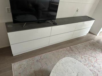 Witte hoogglans dressoir - Gratis af te halen
