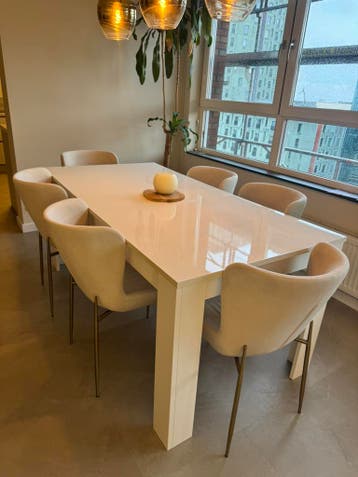 Gratis witte eettafel