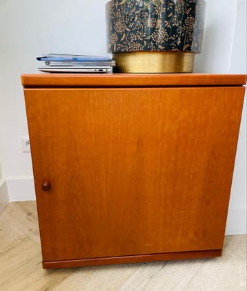 Praktische en stevige kast - 60x50x63 cm