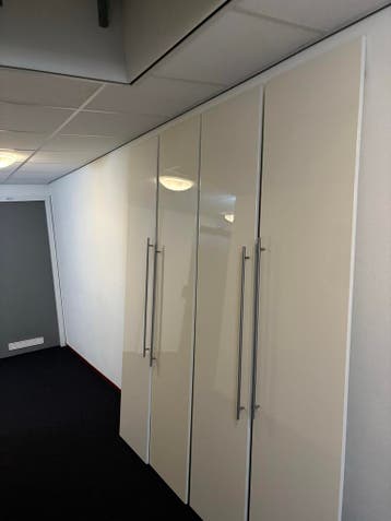 Gratis 4 Ikea Pax kastdeuren 50x229cm