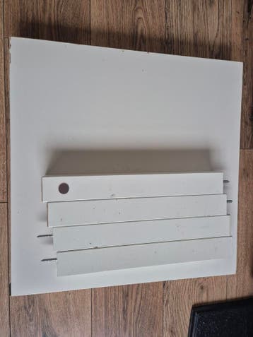 Gebruikt Ikea Lack tafeltje gratis