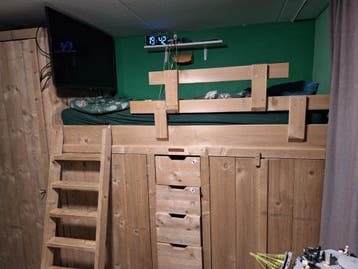 Steigerhouten hoogslaper met kasten