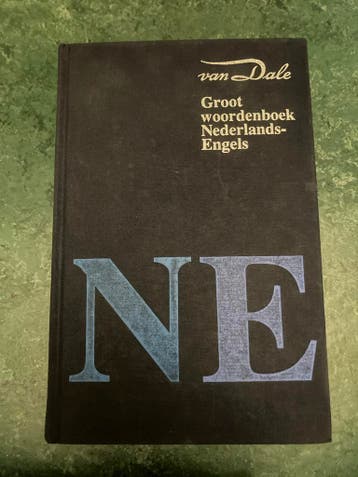 Van Dale Groot Woordenboek Nederlands-Engels