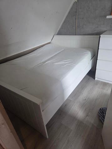 Gratis bed 140x200