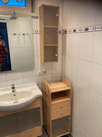 Gratis compleet wastafelmeubel met wastafel en kraan