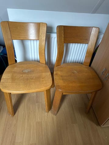 Drie houten stoelen - opknapper