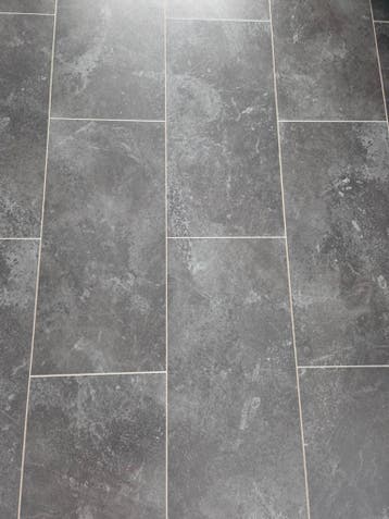 Gratis Laminaat vloer 50m² incl. Nieuw pak. Zaterdag ophalen