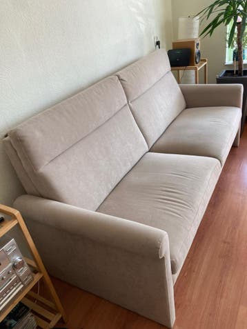 Comfortabele 3-zitsbank in beige stof