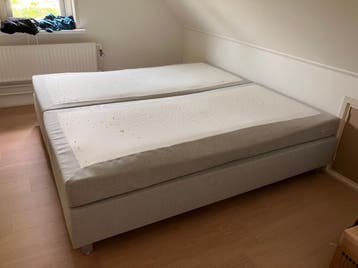 Boxspring grijs gratis