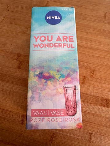 Gratis roze vaas - Nieuw uit rookvrij huis