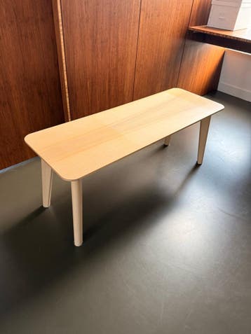 IKEA Bankje - Ideaal voor zitten of als speeltafel
