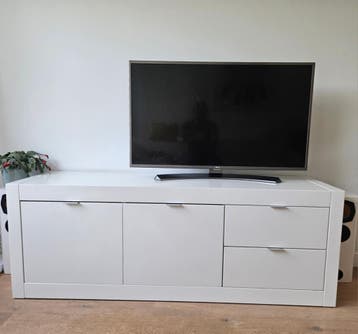 Tv meubel wit (!! Voldoende reacties voor nu !!)