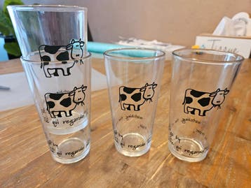 4 Longdrinkglazen met Koeienprint