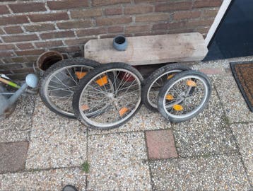 Wielen voor fietskar