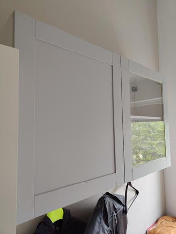 GRATIS IKEA boven keukenkast.